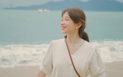 안희연, 수수·청순美 가득 비주얼…해변가에 나타난 '여신 모먼트'