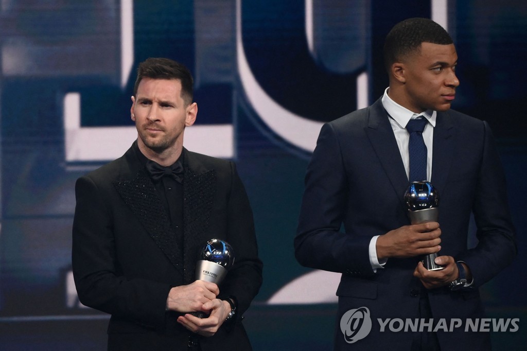 FIFA 올해의 선수에 '월드컵 우승' 메시…감독·GK도 아르헨티나