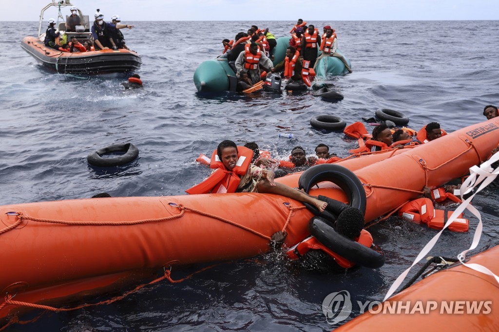 북아프리카 리비아 해상에서 난민선 사고…최소 73명 실종