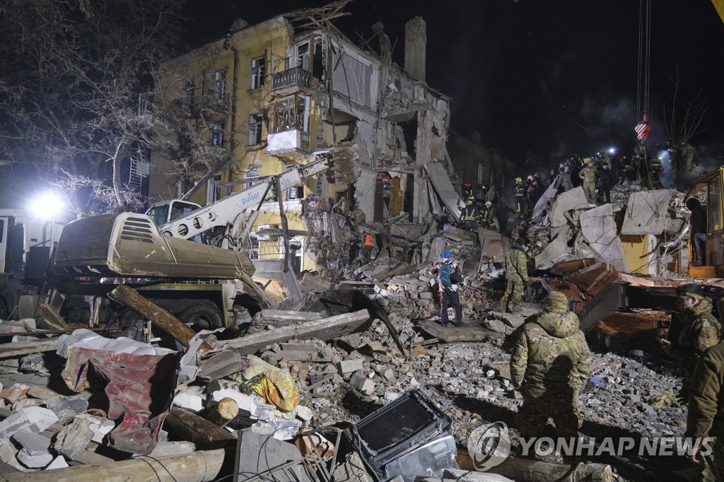 "중국군 지휘관들 매일 우크라이나전 위성사진·정보 연구분석"