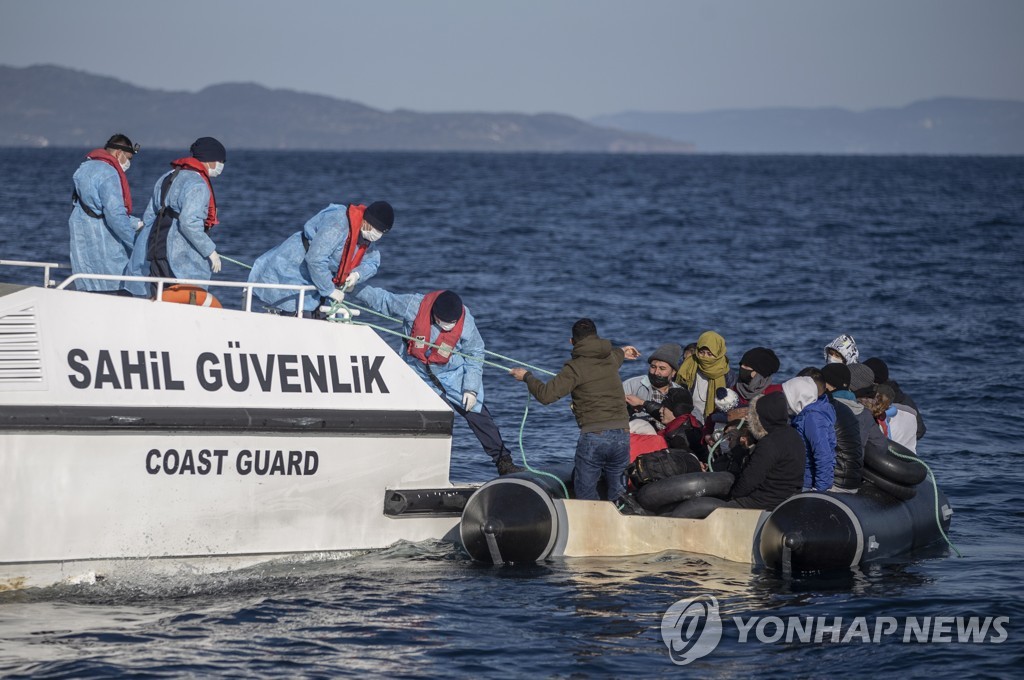 '지진 난민' 유럽행 우려…그리스, 선제적 국경순찰 돌입