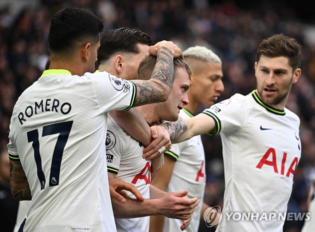 토트넘, 첼시에 2-0 완승…손흥민은 2경기 연속 교체투입