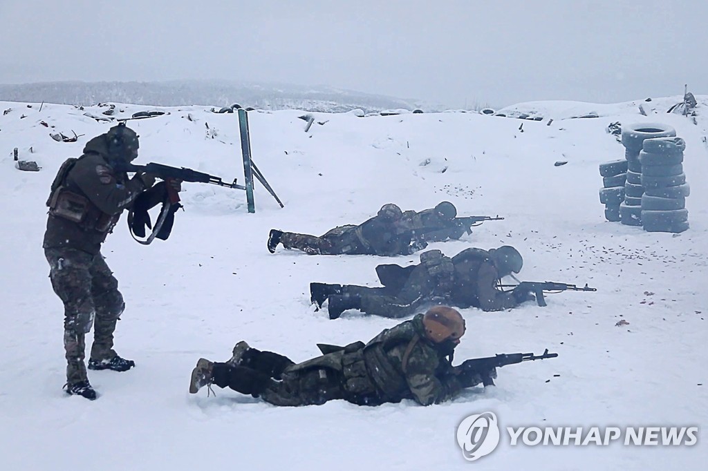 젤렌스키 없는데…"러, 우크라 동부 루한스크서 총공세 시작"