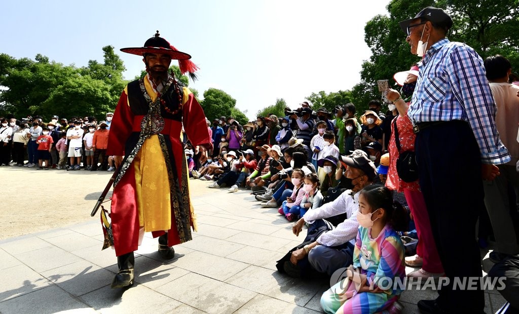 올해 춘향제는 화려한 빛과 불꽃 축제로 치러진다…5월25일 개막