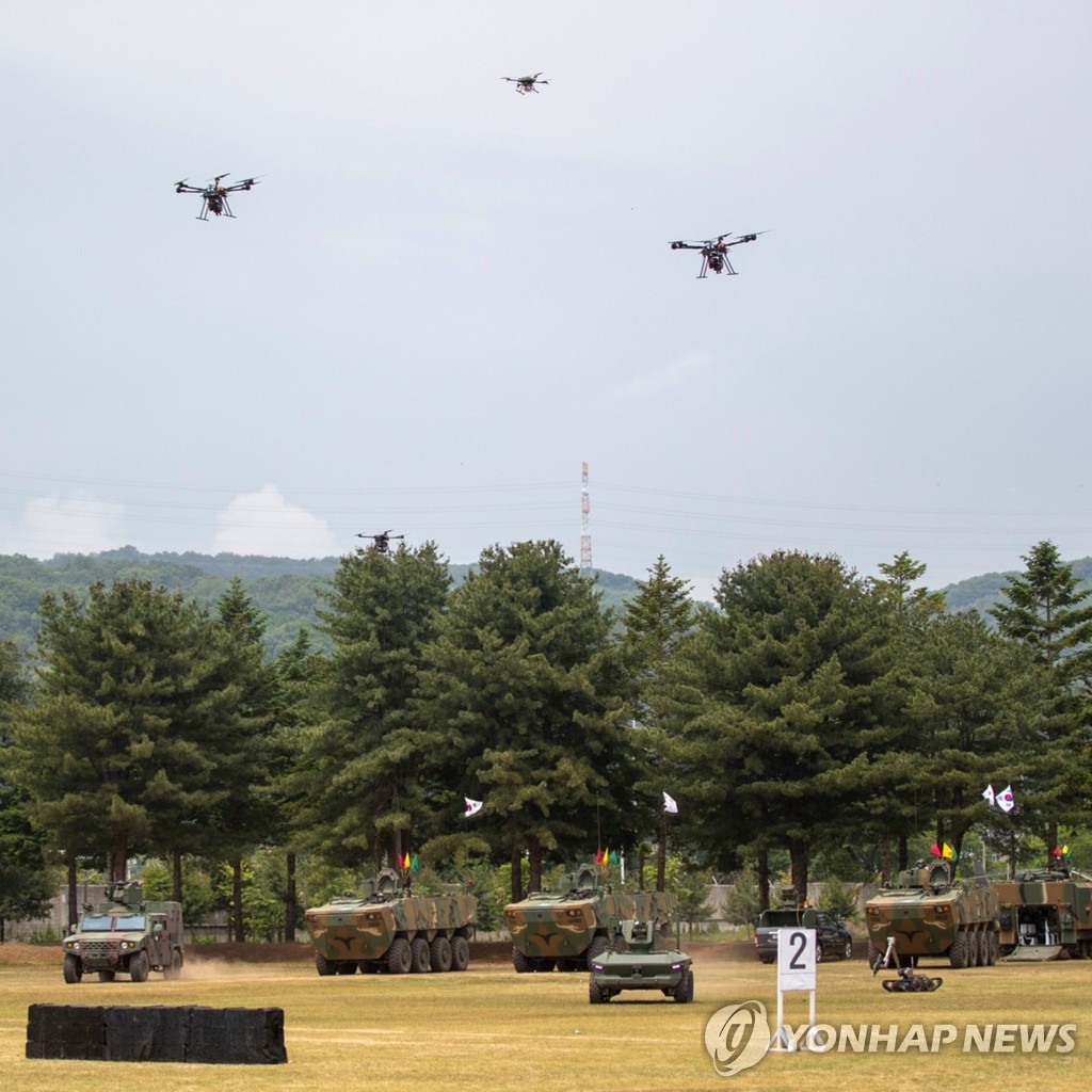 방사청 "군정찰위성 1호기 11월 발사…올해 'AI 파일럿' 시연"(종합)