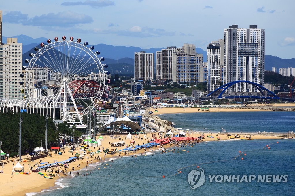 '관광테마시설 특혜 의혹' 전 속초시장 직권남용 혐의 송치