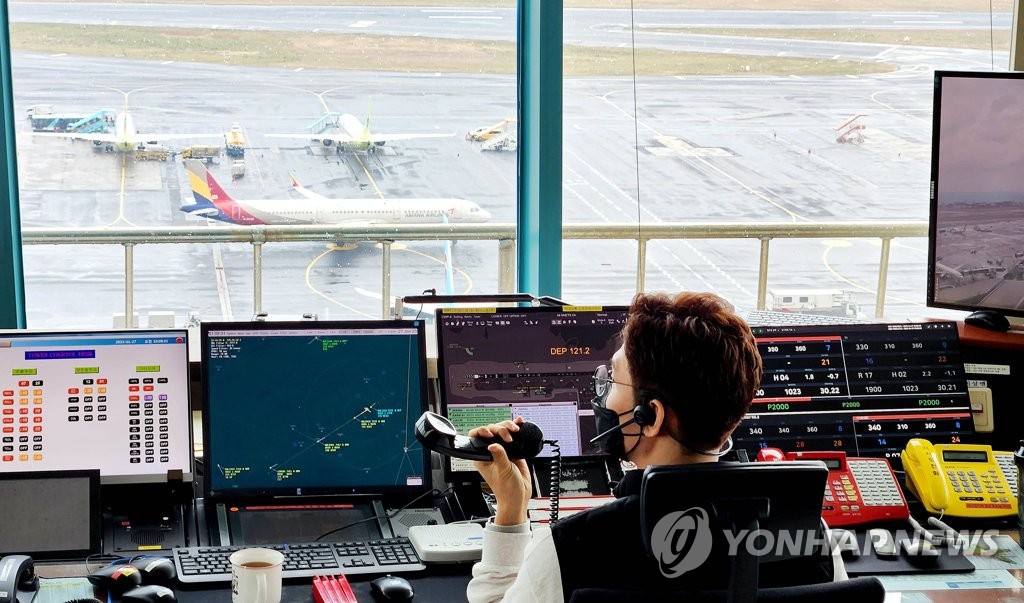 [제주공항 사람들] ⑫관제사들이 꼽는 최악의 순간 "심장 터지는 줄"