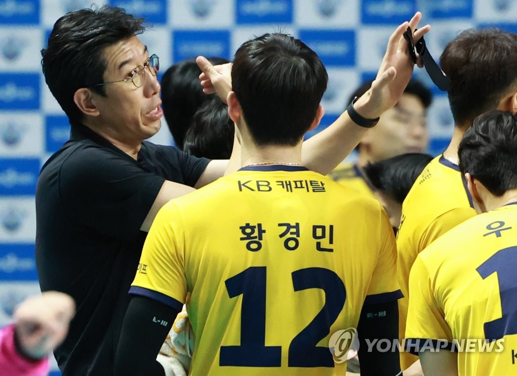 3위 탈환 나선 OK금융그룹 석진욱 감독 "고참들 역할 해줬으면"