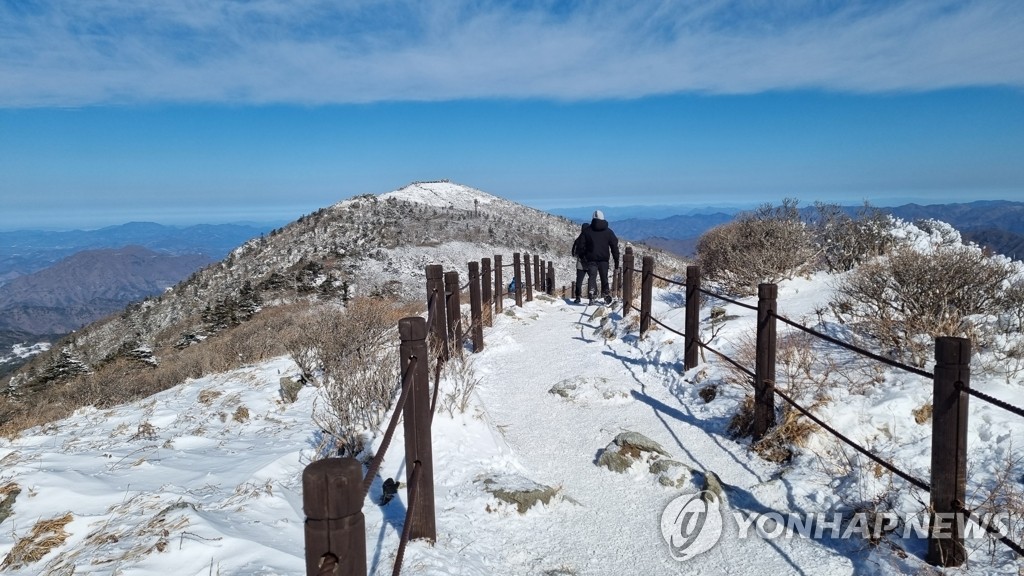 [픽! 장수] 지금 남덕유산은 '겨울 왕국'