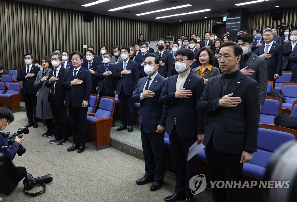 민주, '이상민 탄핵' 강행 고심…"주말 의견수렴 후 결정"