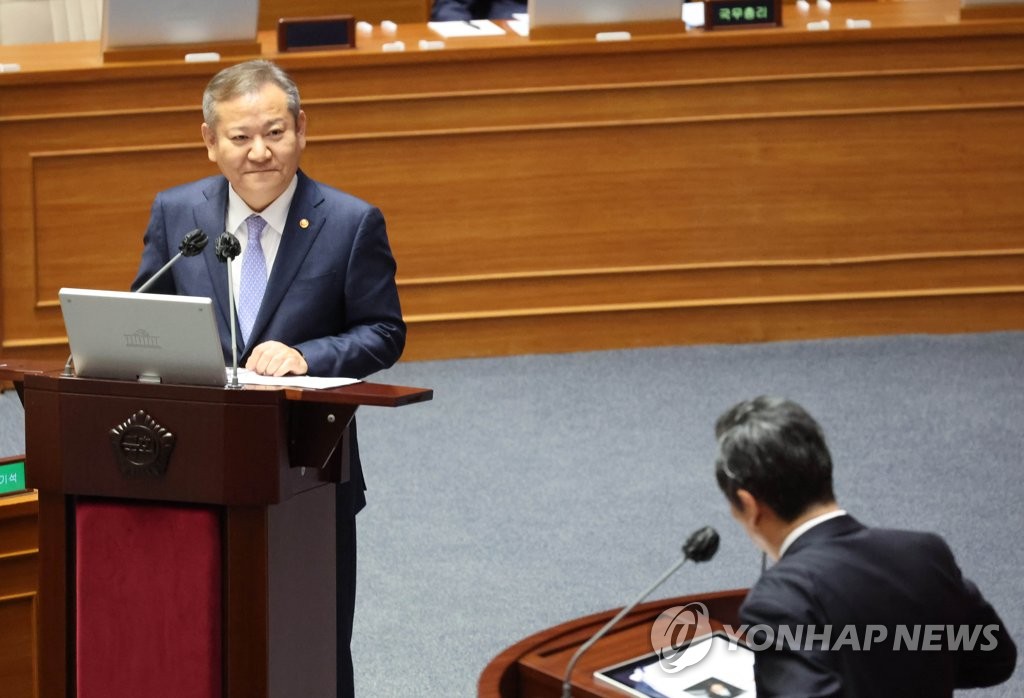 이상민, 탄핵소추안 심경 묻자 "정리되면 그때 말씀"