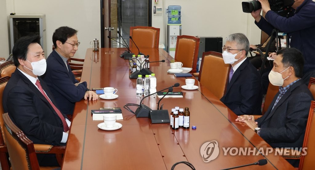 연금특위 개혁안 4월까지 도출 난망…"공적연금 구조개혁부터"