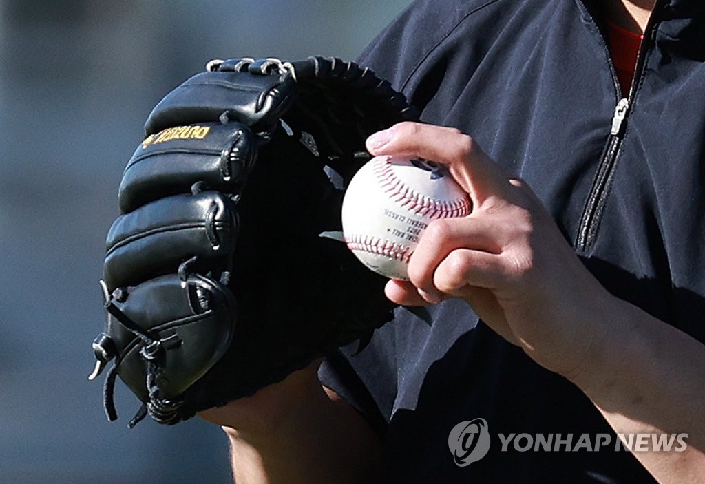 야구대표팀 합류하는 양현종 "후배들 모든 것 배우고 싶어"