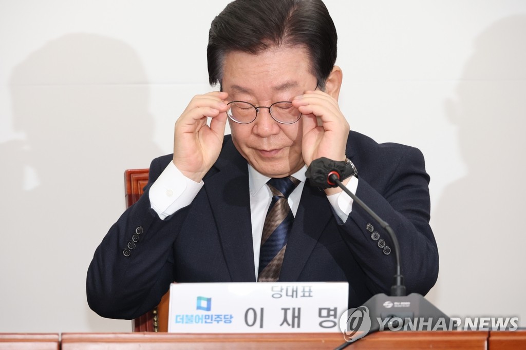 검 "대장동 이익배분 내부 문제제기 李 승인하에 묵살"