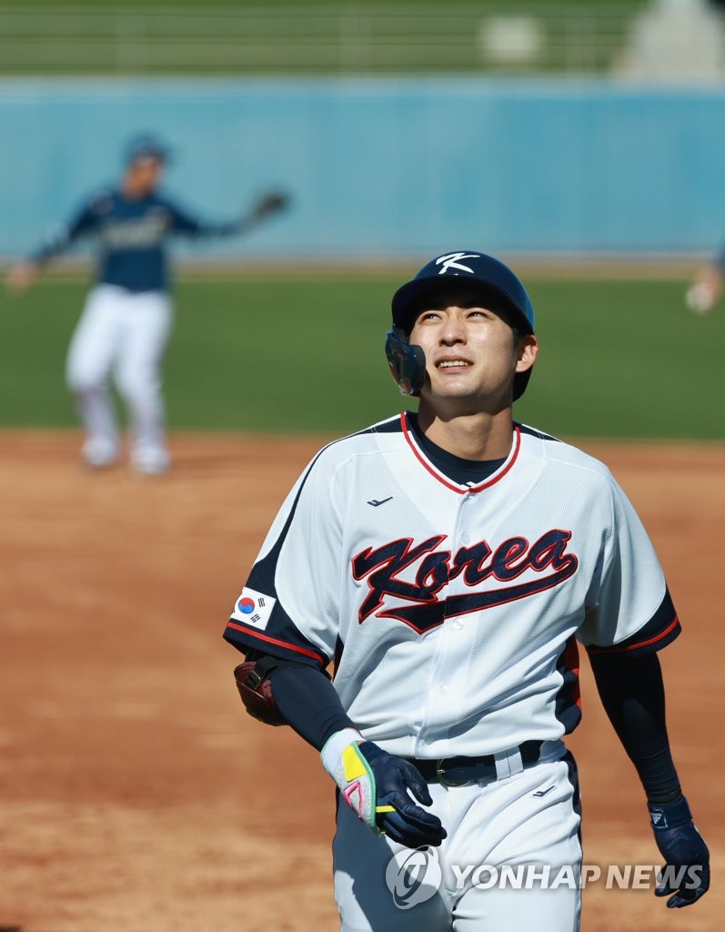 [WBC 캠프] 이정후, 보라스 조언 듣고 자신감 충전 "MLB 평가 끝났다더라"