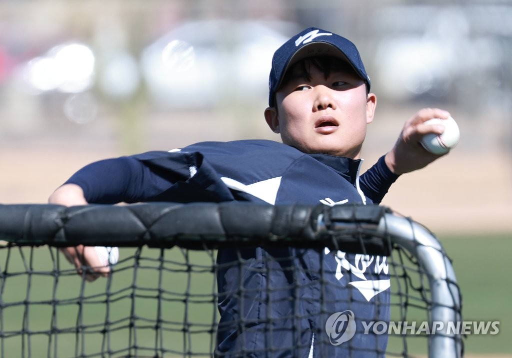 [WBC 캠프] 배팅볼 투수로 이룬 태극마크 꿈…"다음엔 정식 선수로"