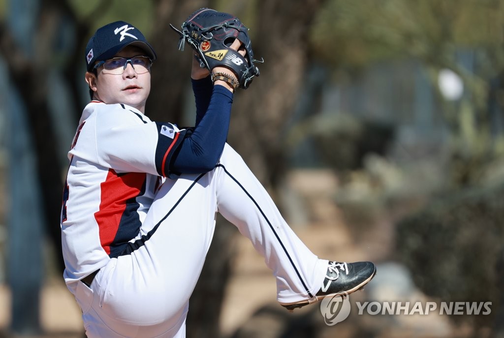 [WBC 캠프] 양현종, 옛 스승 이강철 감독과 의기투합 "신인 때로 돌아간 듯"