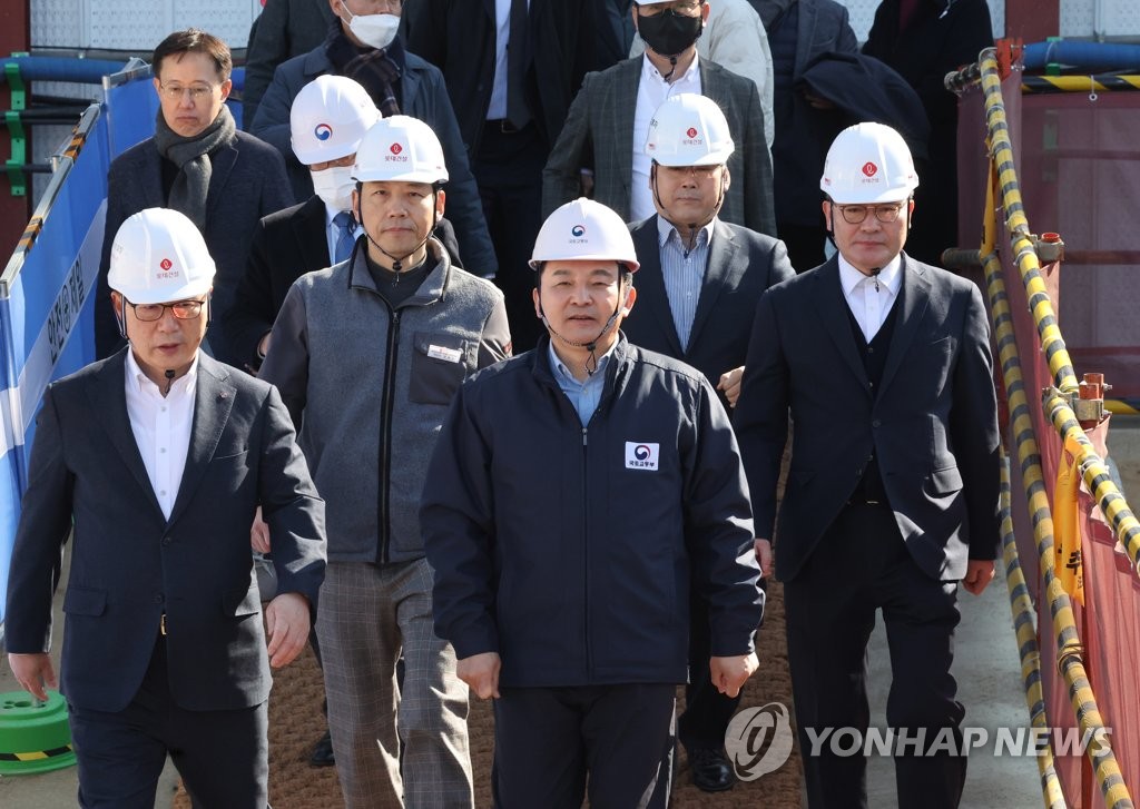 건설노조 월례비 법원은 '임금' 인정…경찰 수사 어떻게 되나