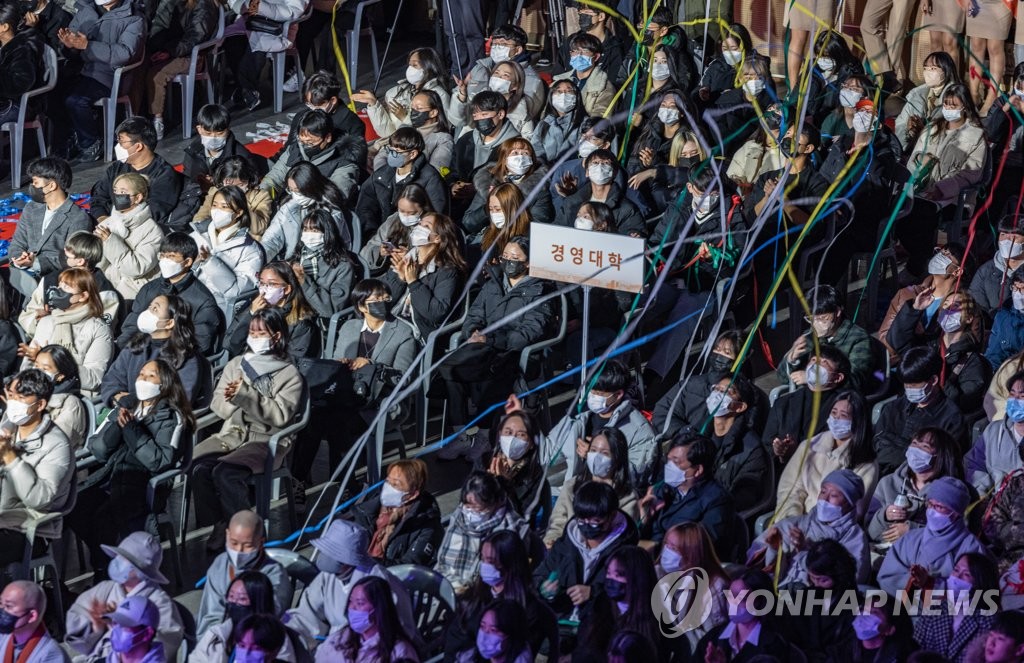 "반갑다 신입생"…대구권대학, 돌아온 입학식·동아리 가두모집