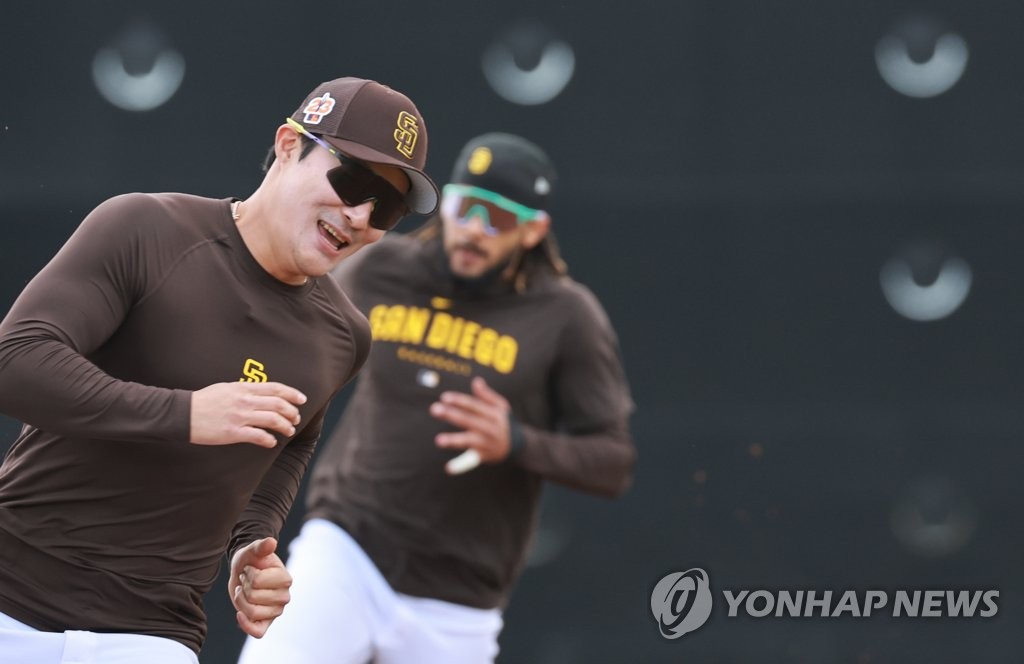 김하성, 야구대표팀 불방망이 소식에 "더 확실하게 준비하겠다"