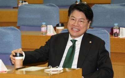 "정치하며 자리 탐한 적 없다"…장제원, 사무총장설 일축