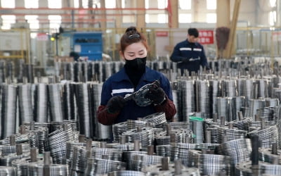"강제노동 안돼"…美, 中 신장산 알루미늄 제품에 압류 통지