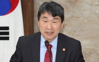 이주호 "모든 교사 에듀테크 활용"…교육부, 디지털 교육 비전 선포