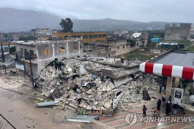  "튀르키예 지진 여파 시리아 사망자 783명으로 늘어" [AFP]