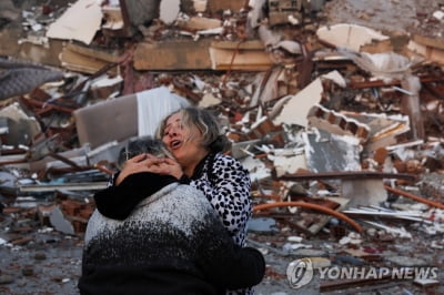 튀르키예·시리아 지진 사망자 하루만에 5천명 넘어서