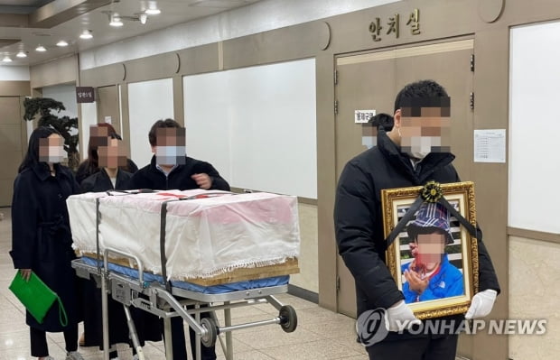 학대로 숨질 때까지 몰라…학교 손 벗어난 홈스쿨링 아동