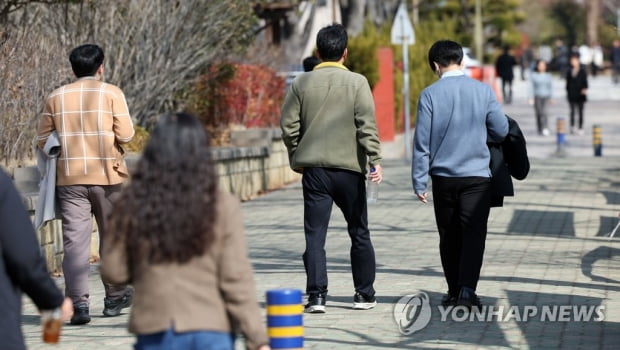 전국 낮 2∼11도 포근…강원 영동·경북은 눈