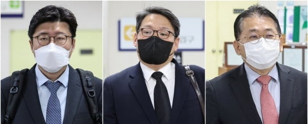  '김학의 불법 출금' 관련 공판 향하는 이규원·이광철·차규근. 연합뉴스