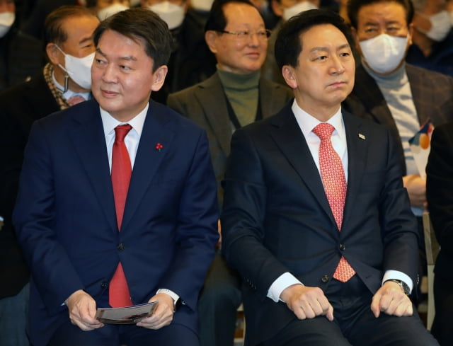 국민의힘 당권주자인 안철수 의원(왼쪽), 김기현 의원. / 사진=뉴스1