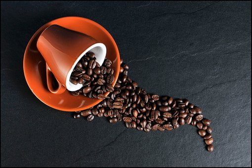 "이젠 디카페인도 됩니다"…'한잔 1500원' 저가 커피의 반란 [한경제의 신선한 경제]
