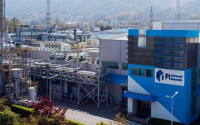 글랜우드, PI첨단소재 경영 정상화 시동.. 대표 교체 초강수