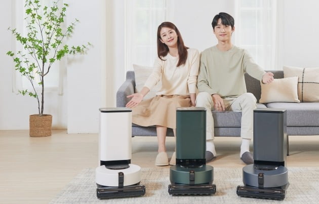 '100만원 로봇청소기' 두 배 넘게 팔렸다…업계도 '깜짝' [정지은의 산업노트]
