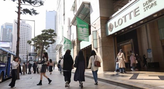[포토] 주요 백화점 31일부터 봄 정기세일 시작