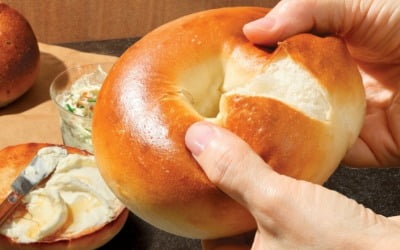 韓 빵 기술에 캐나다인도 놀랐다…허진수 SPC 사장의 '승부수'