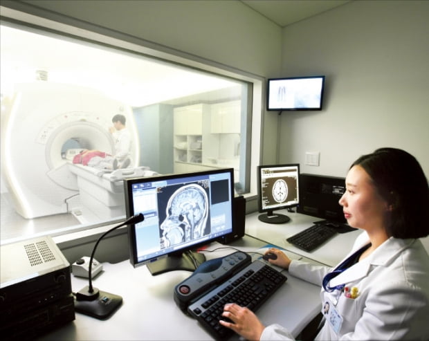 강북삼성병원, 최신 검사 방법, MRI 도입…건강검진 정확도 높여