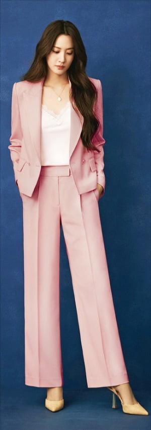 롯데홈쇼핑, 뉴욕 감성의 현대적 디자인 여성패션