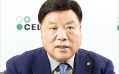 서정진 회장 "내년 10개 임상…신약 개발社로 대전환"