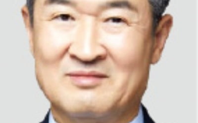 김성한 안보실장 전격 사퇴…후임에 조태용 내정