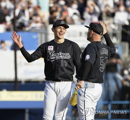 [WBC] 일본 사사키, 연습경기서 일본 최고 시속 165㎞ '쾅'