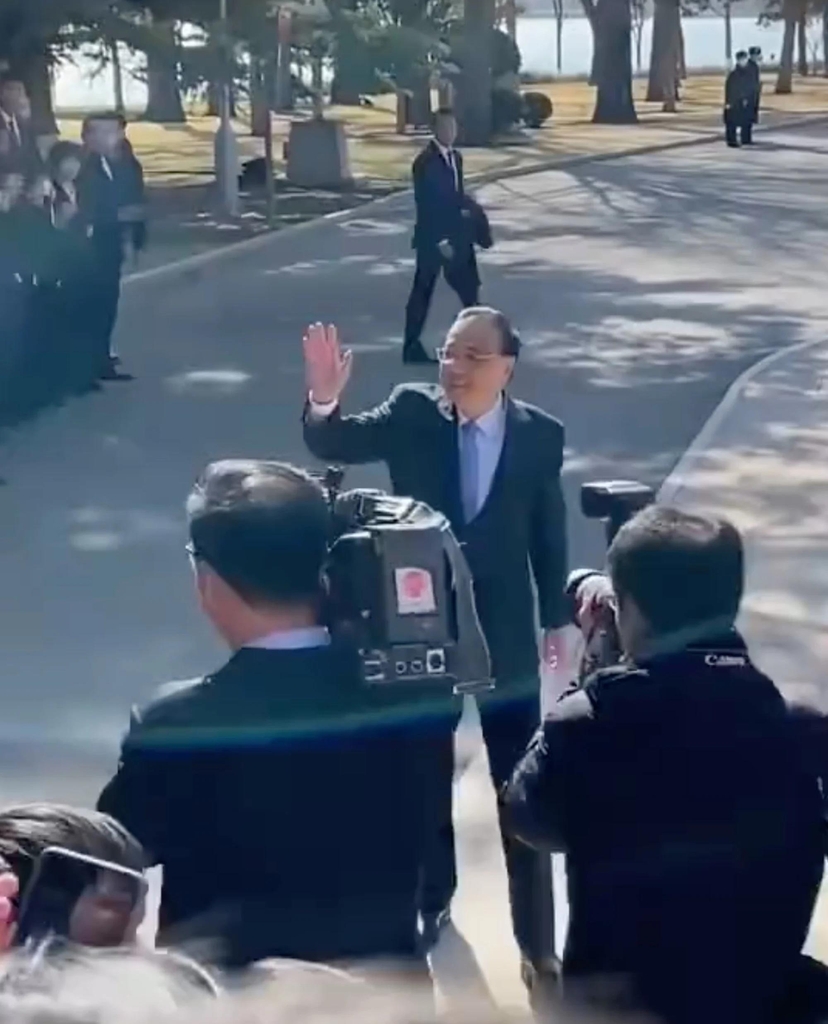 中, 리커창 총리 고별 투어서 경제개혁 강조하는 영상 검열