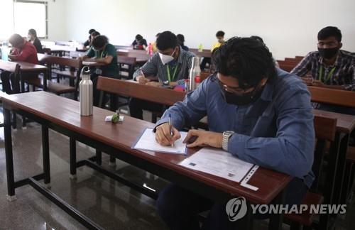 '가짜 대입 서류' 인도인 150여명, 캐나다서 추방 위기