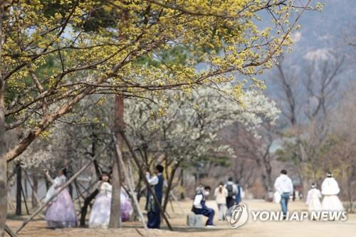 전북 흐리다 차차 맑아져…낮 최고 24도