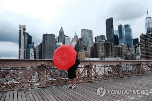 코로나 직격탄 맞은 美상업용부동산, 은행권 불안 '제2의 뇌관'?