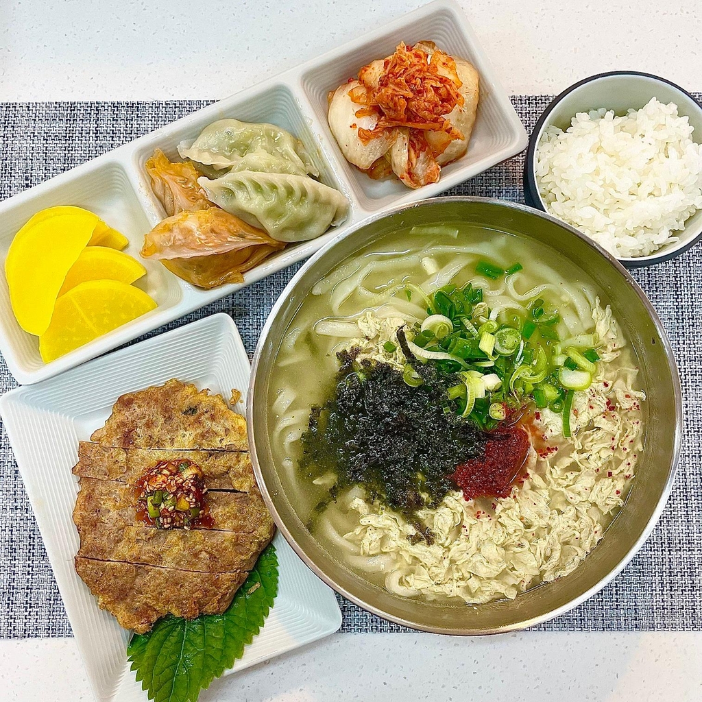 밥이 복지의 시작…포스코 포항제철소 식당서 맛보는 전국 맛집