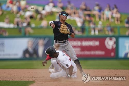 양키스, '21살 유격수' 개막전 로스터 포함…지터 이후 최연소