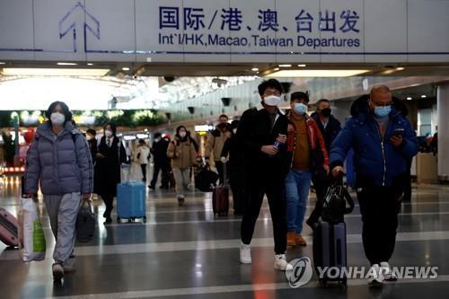 中 국제선 증편에 항공권값 급락…"싱가포르행, 국내선보다 싸"